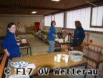 Drei Helferinnen im Küchendienst